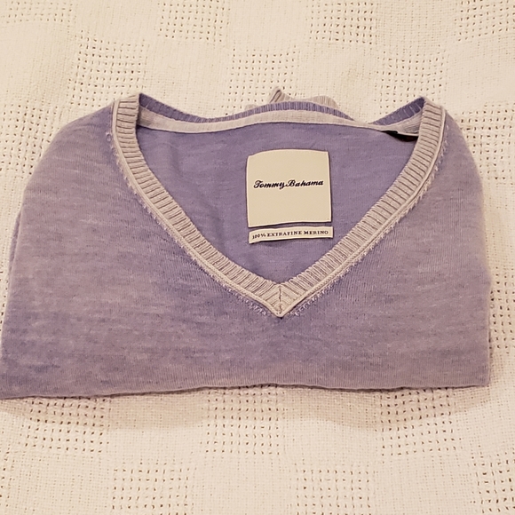 Men's Tommy Bahama Merino Wool Lightweight Sweater - Picture 3 of 6